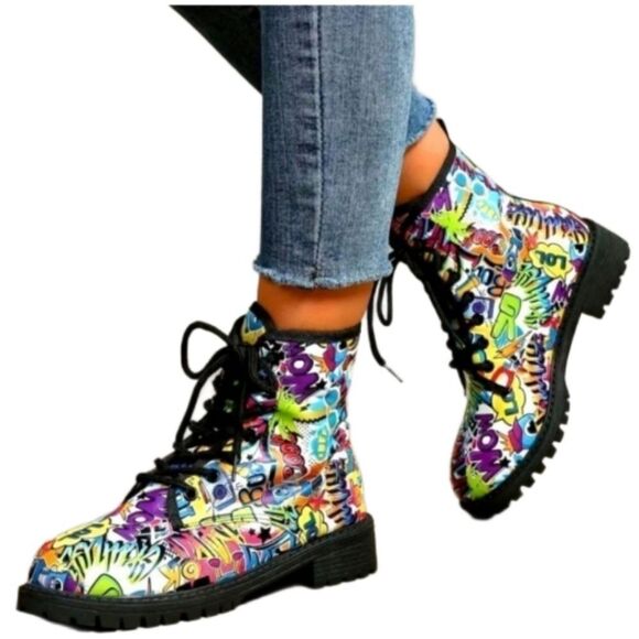 Ladies printed lace-up boots sz 8 - Picture 1 of 7